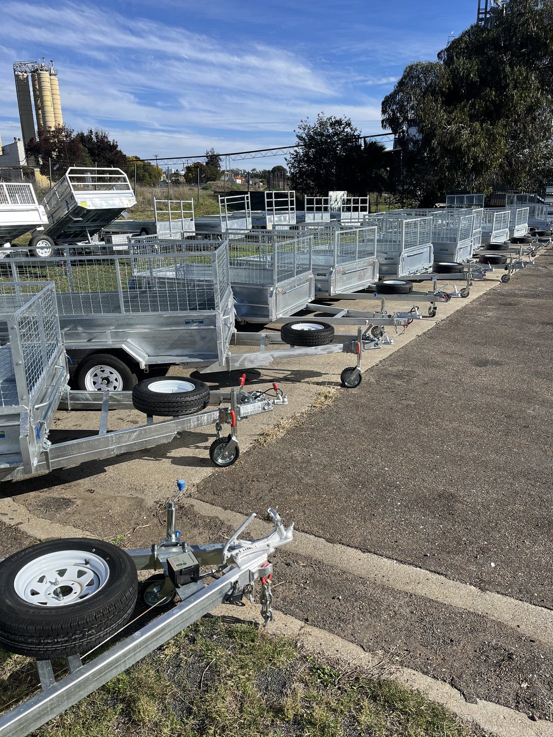 Tamworth Trailer Yard 